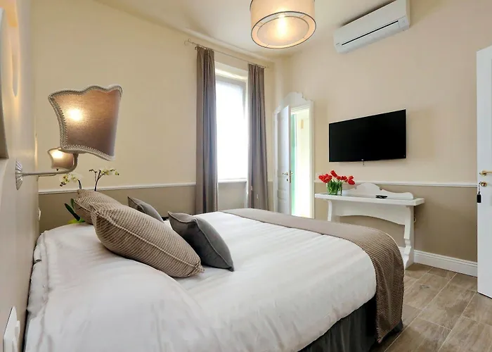 Appartement Penthouse With Panoramic Terrace At The Colosseum *